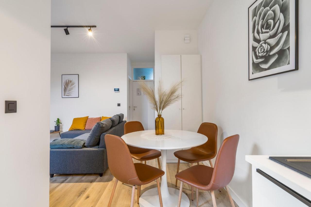Cosy, Furnished & Renovated Flat With Outside Lounge Apartment Ghent Exterior photo